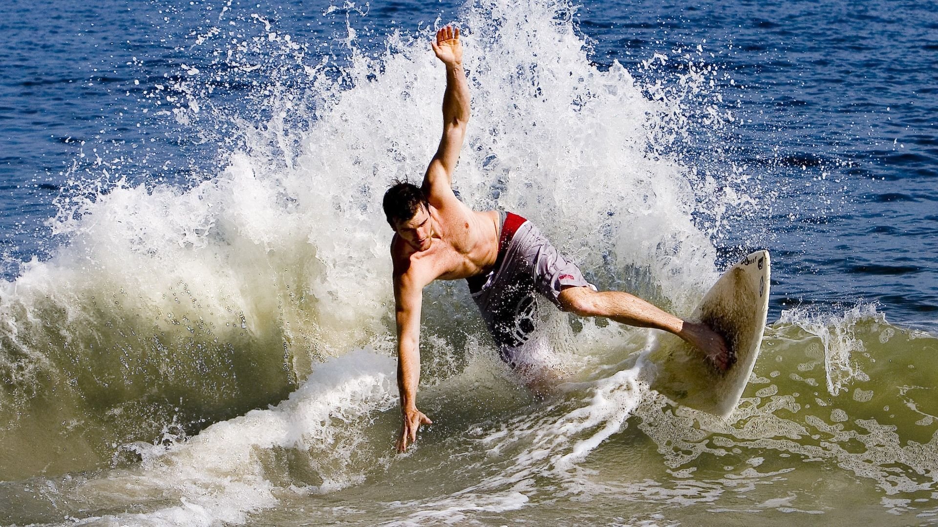 世界太极拳健康大会 千人同练24式太极 场面壮观获吉尼斯认证